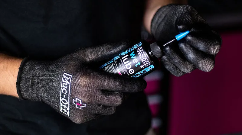 Muc-Off Lube Wet Weather 120ml in Black-1